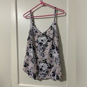 ⚡️5/$25⚡️Torrid Floral Cami Tank- pale purple